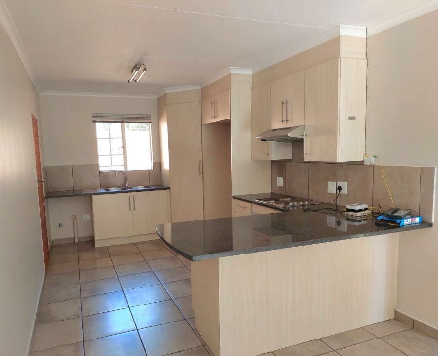 2 Bedroom Property for Sale in Ngwenya River Estate North West